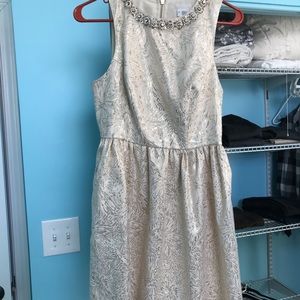 Dress in gold size 4